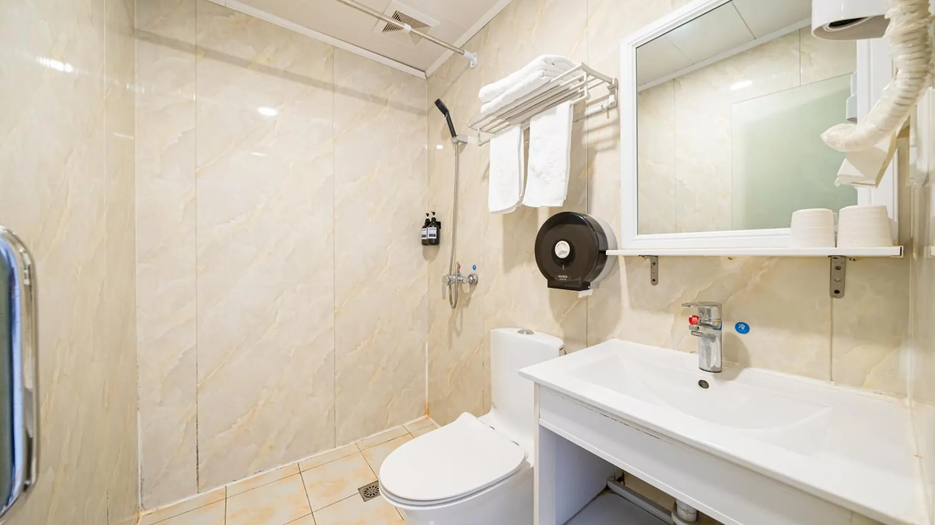 Dengba Inn-Fengqiao Road Subway Station Global Harbor Branch 上海 中国